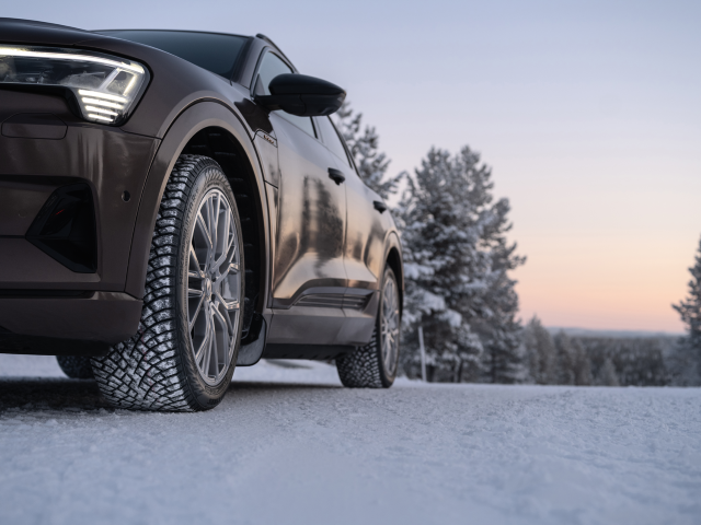 Nokian Hakkapeliitta R5 EV Nokian Hakkapeliitta R5 EV